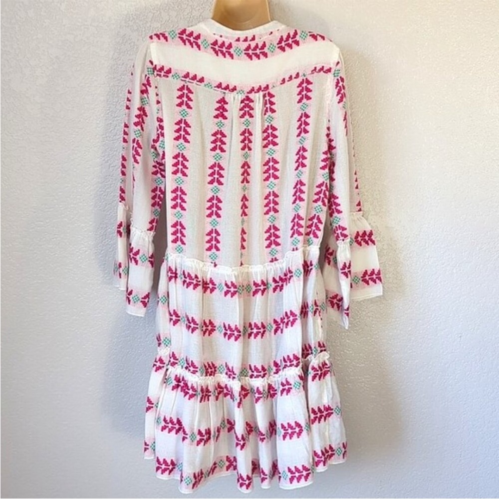 Elan Charli Tiered Dress Size M Split Neck White with Embroidered Pink Arrows - Picture 3 of 6